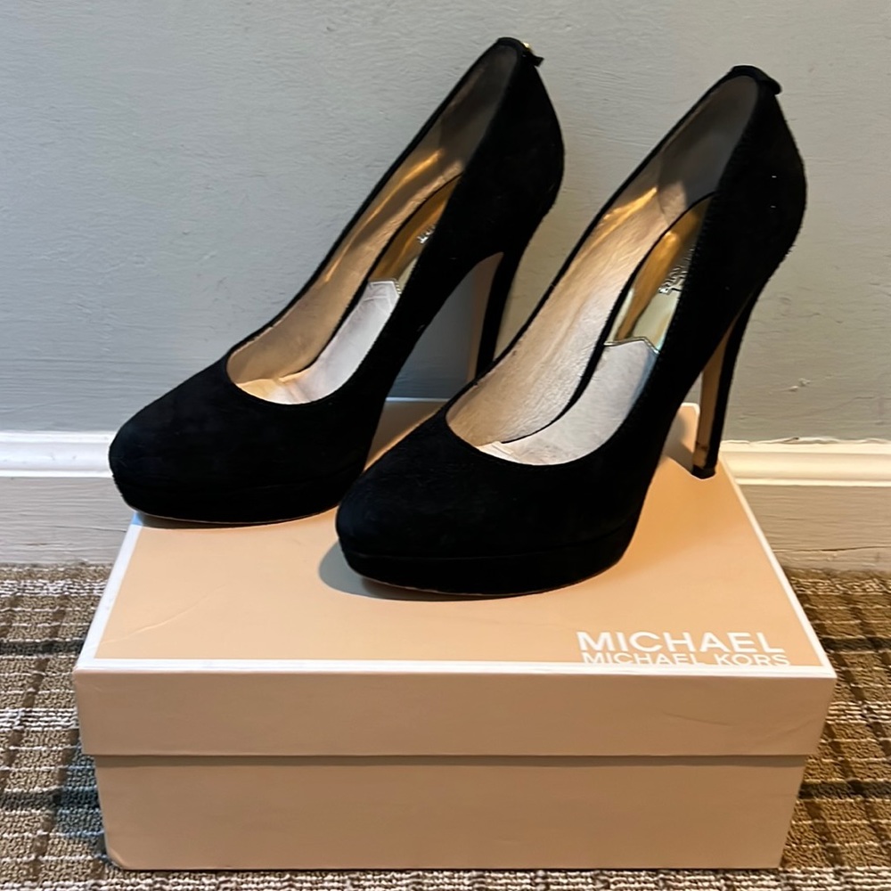 Black Suede Michael Michael Kors Pumps
